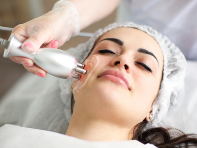 The Benefits of Multi-Functional Facial Machines for Your Spa