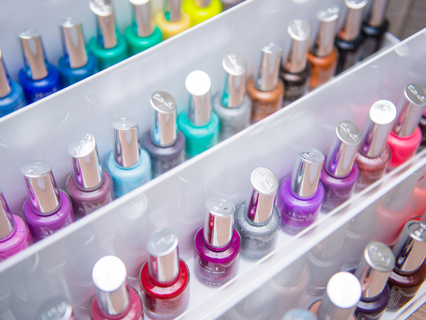 Best Nail Polish Racks for Salons